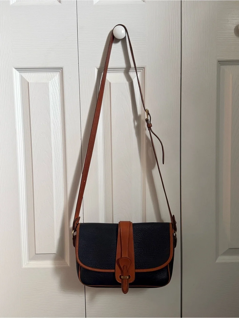 Dooney & Bourke AWL crossbody bag